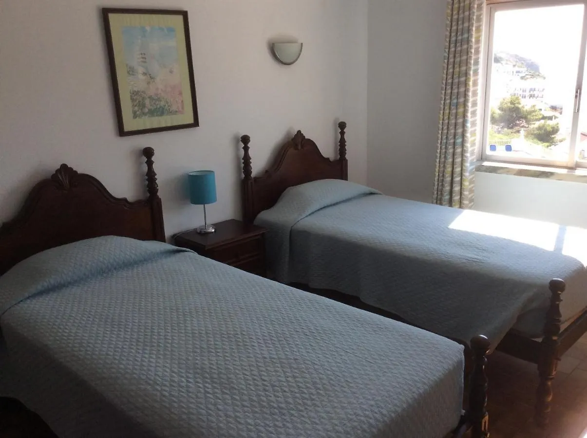 Apartamentos Salema Praia Club