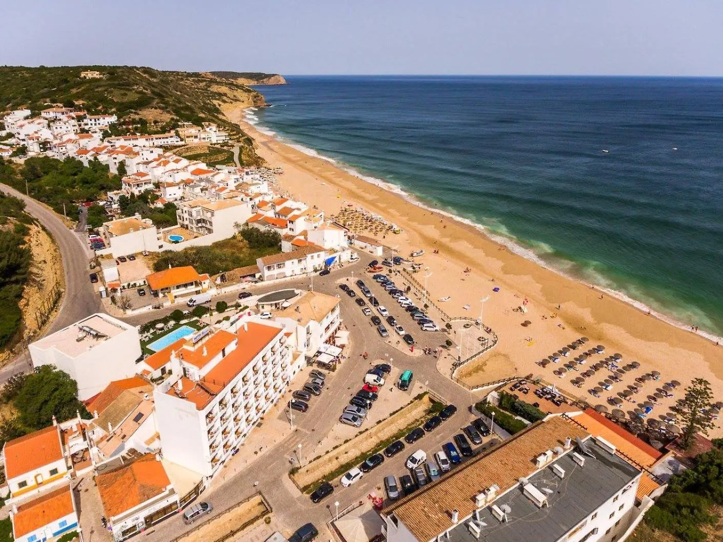Apartamentos Salema Praia Club 0*,