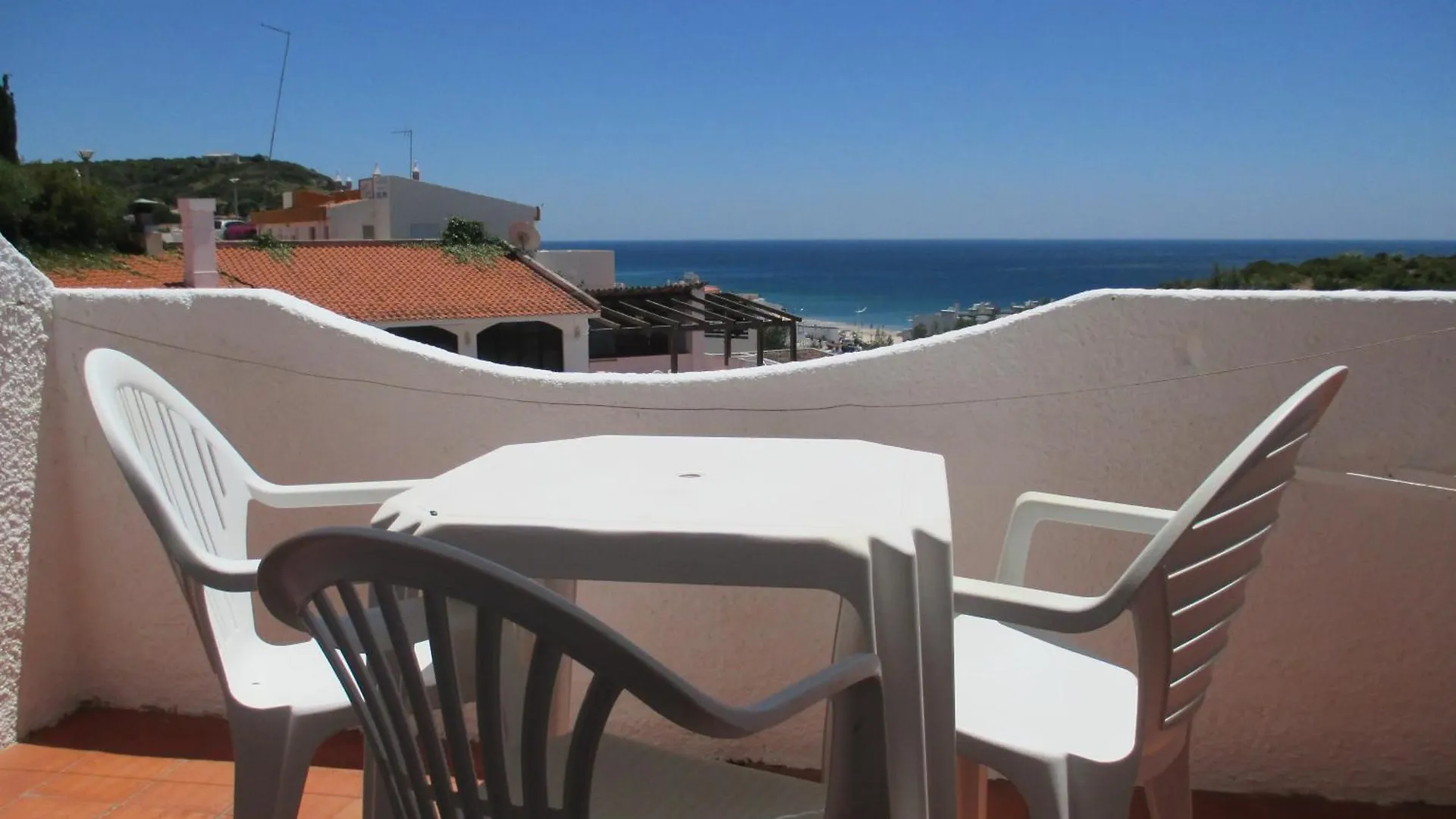 Apartamentos Salema Praia Club Portugal