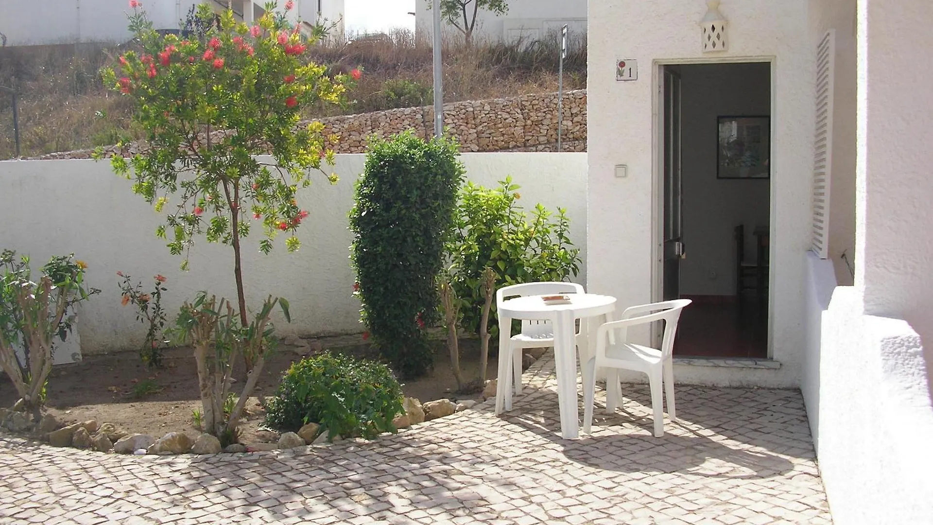 Apartamentos Salema Praia Club Apartment