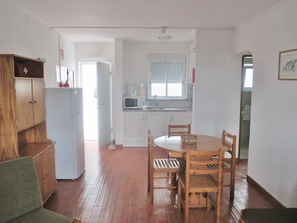 Apartamentos Salema Praia Club 0*,  Portugal